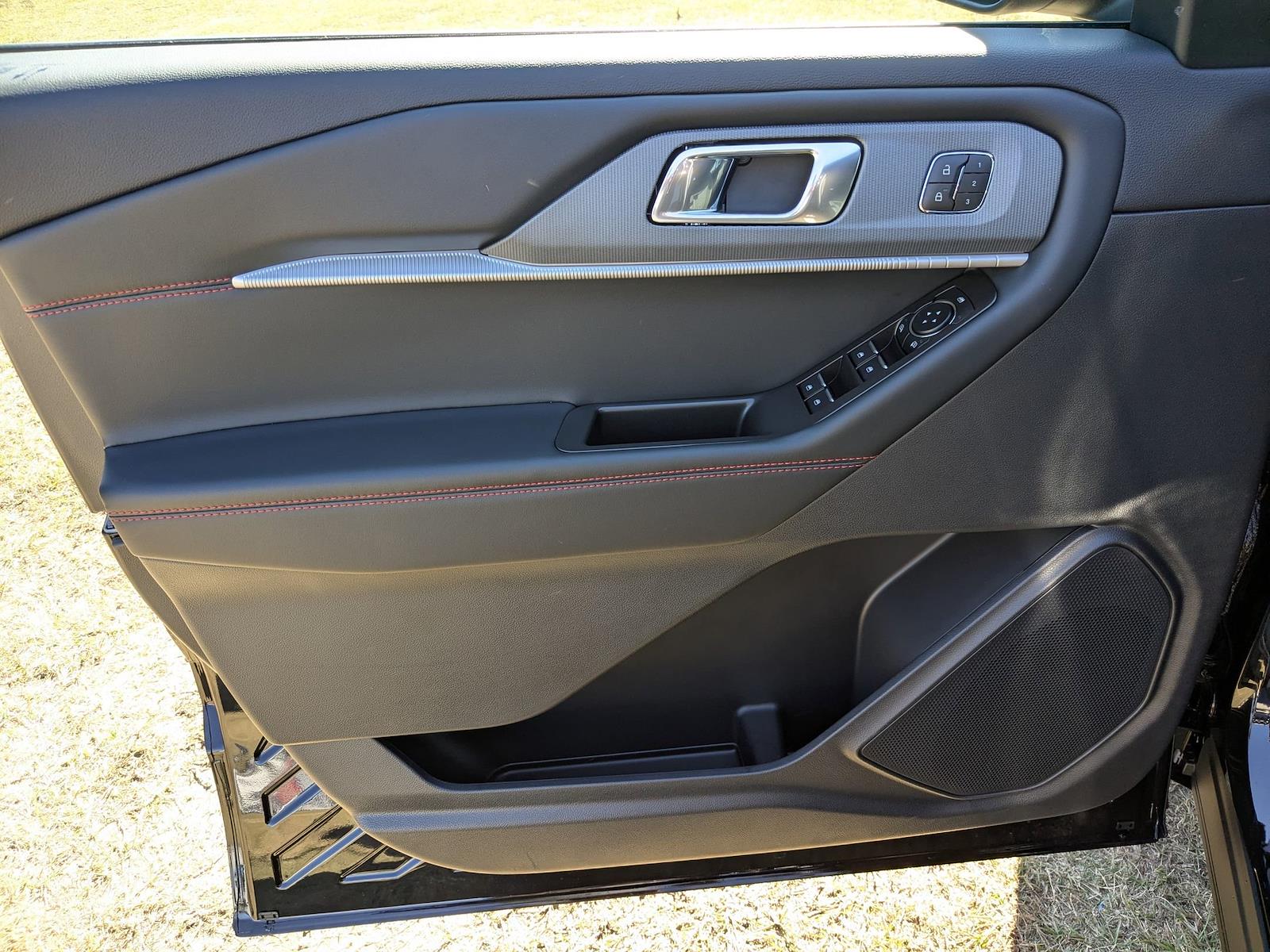 New 2026 Ford Explorer - photo 13