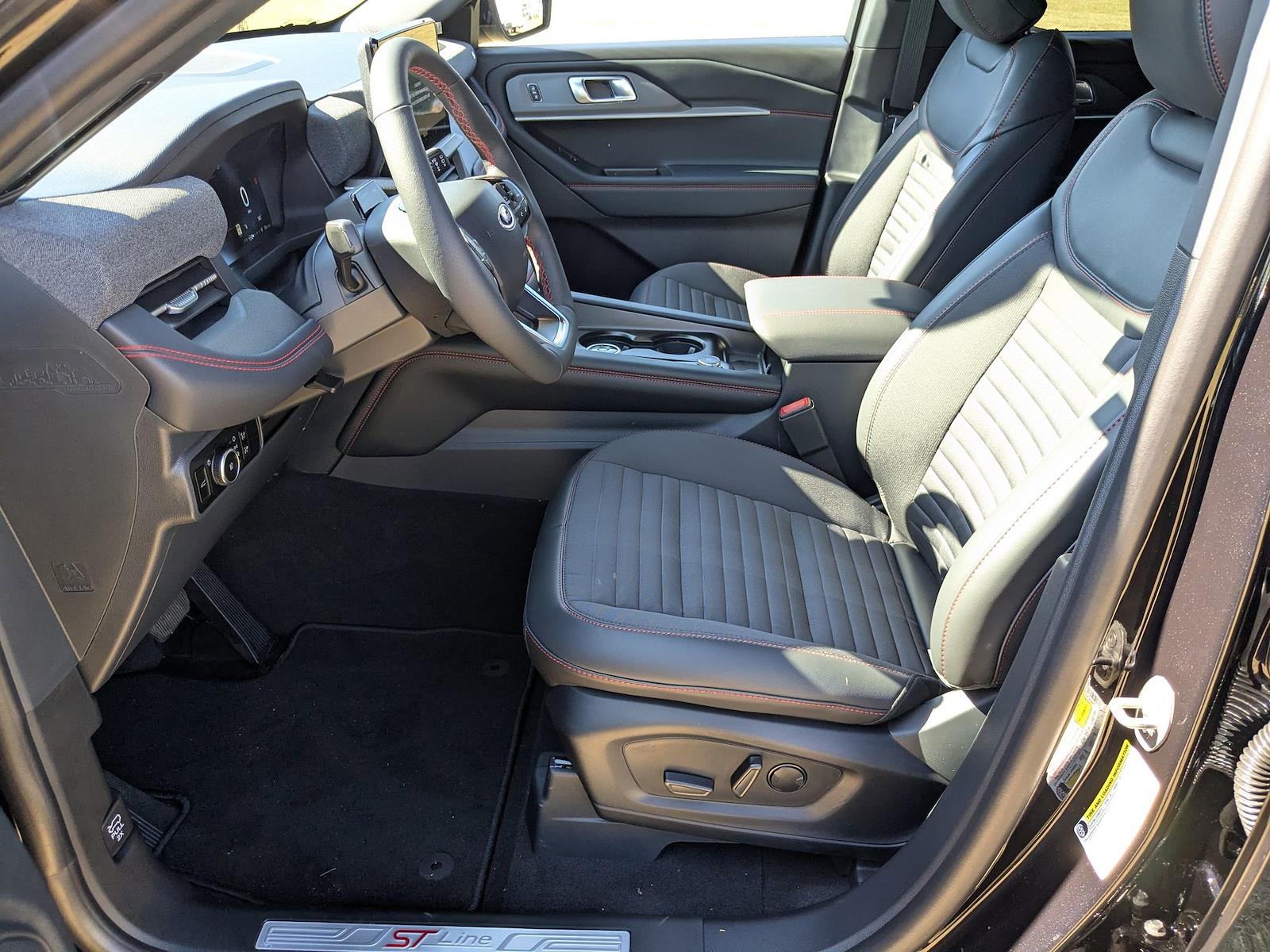 New 2026 Ford Explorer - photo 16