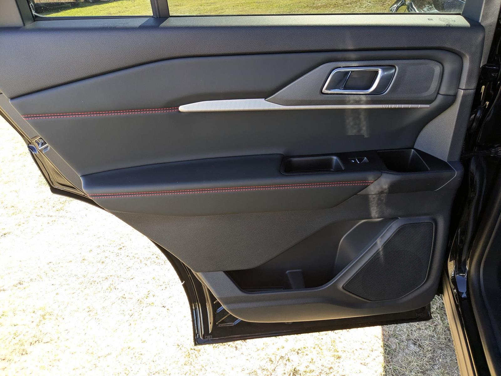 New 2026 Ford Explorer - photo 27