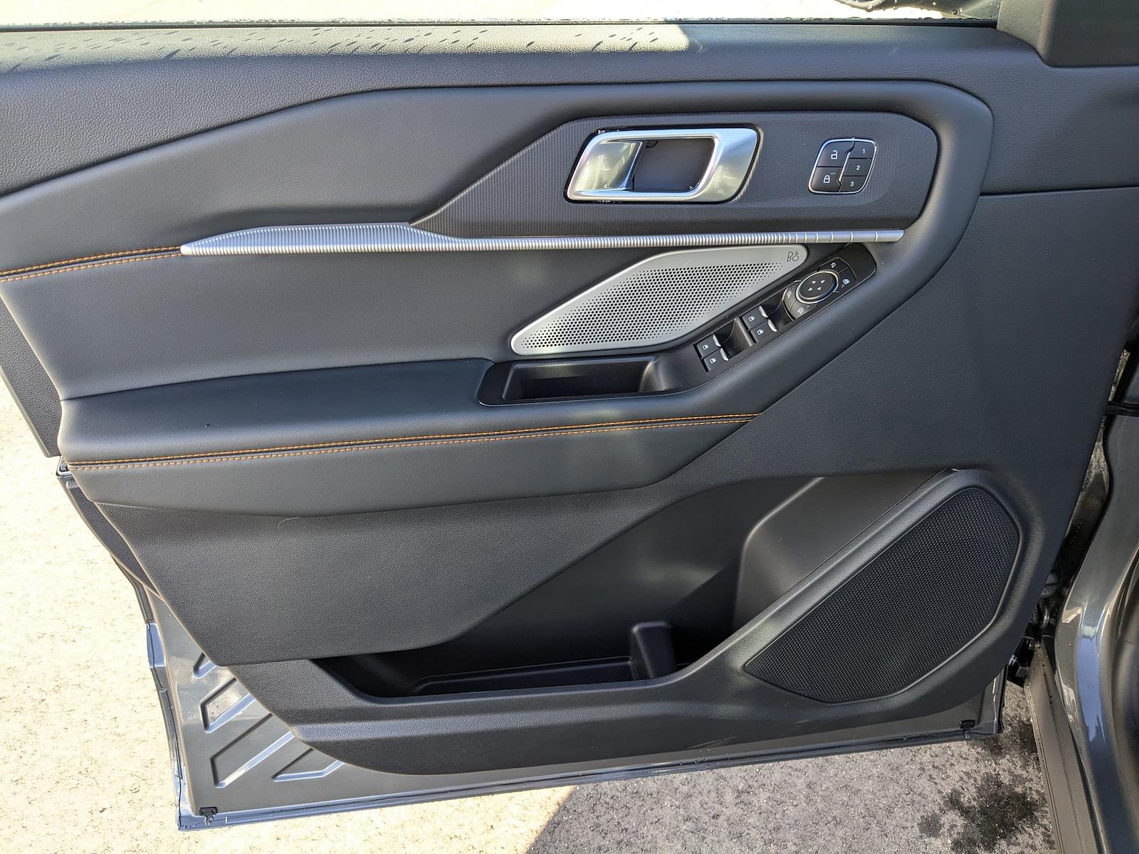New 2026 Ford Explorer - photo 13