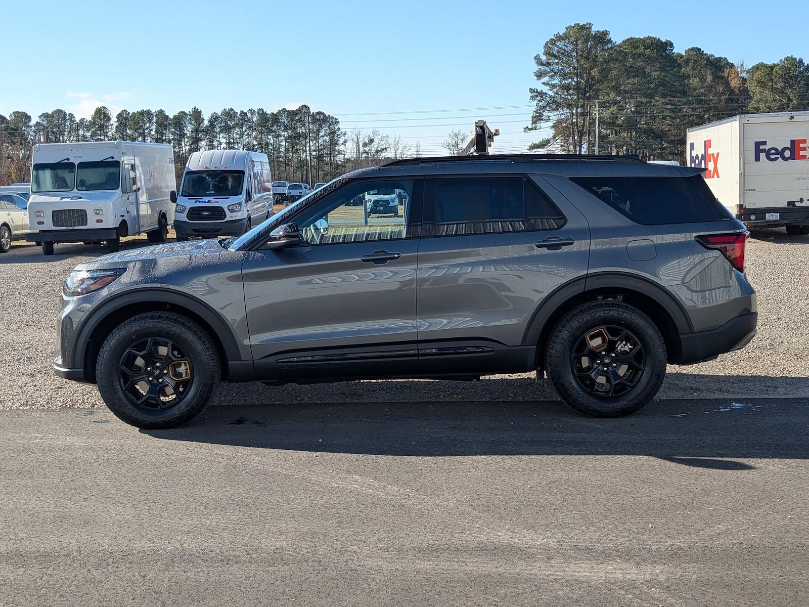 New 2026 Ford Explorer - photo 8