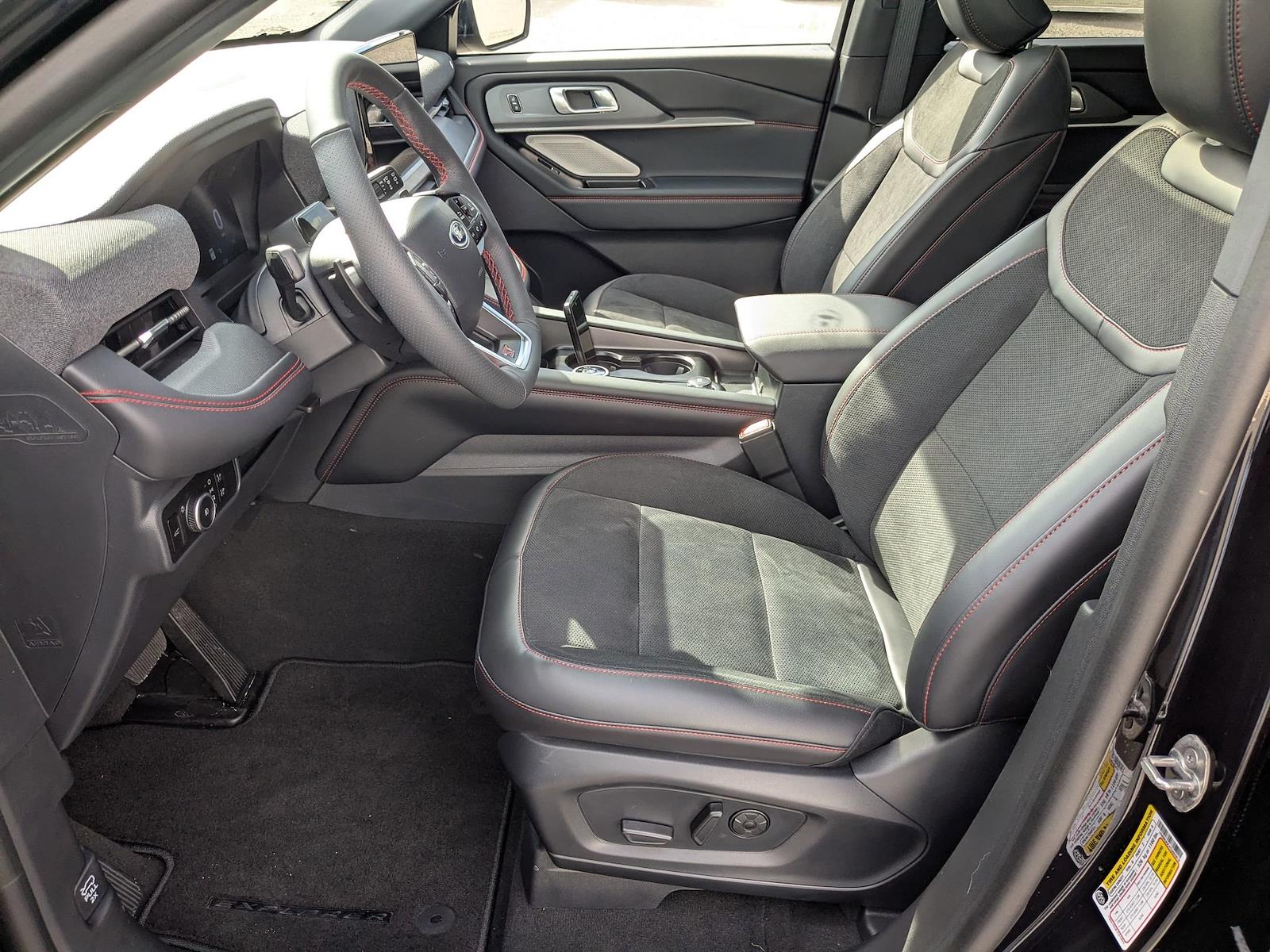 New 2026 Ford Explorer - photo 17