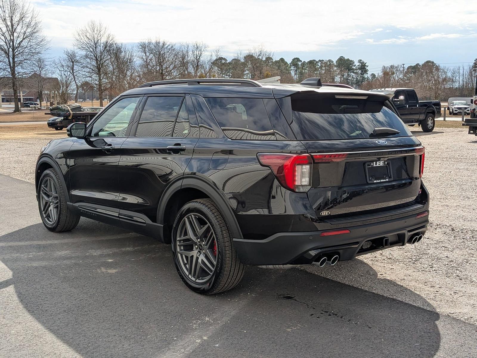 New 2026 Ford Explorer - photo 7