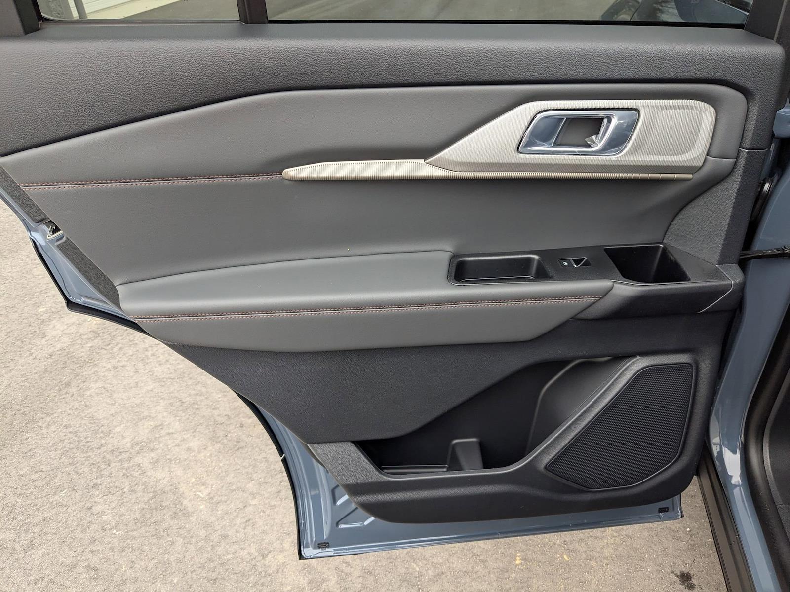 New 2026 Ford Explorer - photo 27