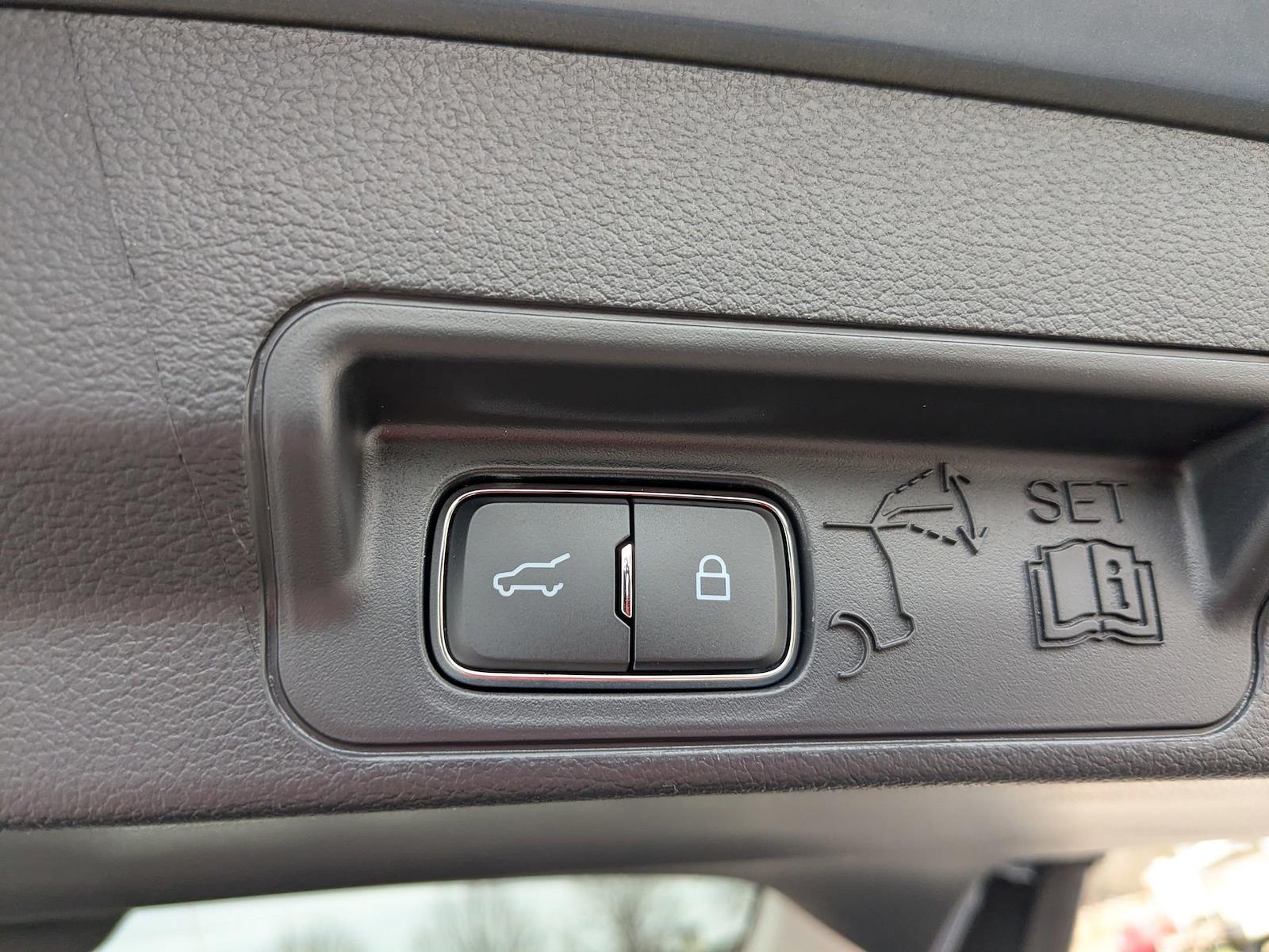 New 2026 Ford Explorer - photo 35