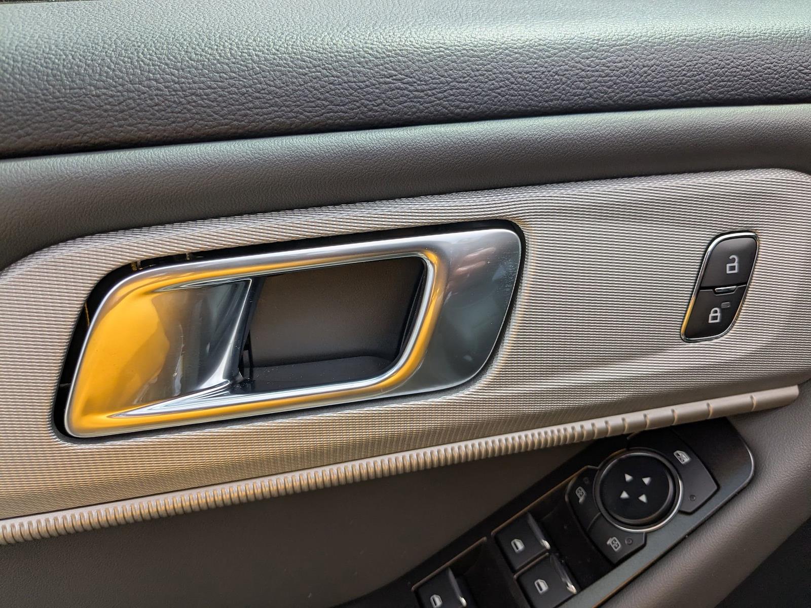New 2026 Ford Explorer - photo 14