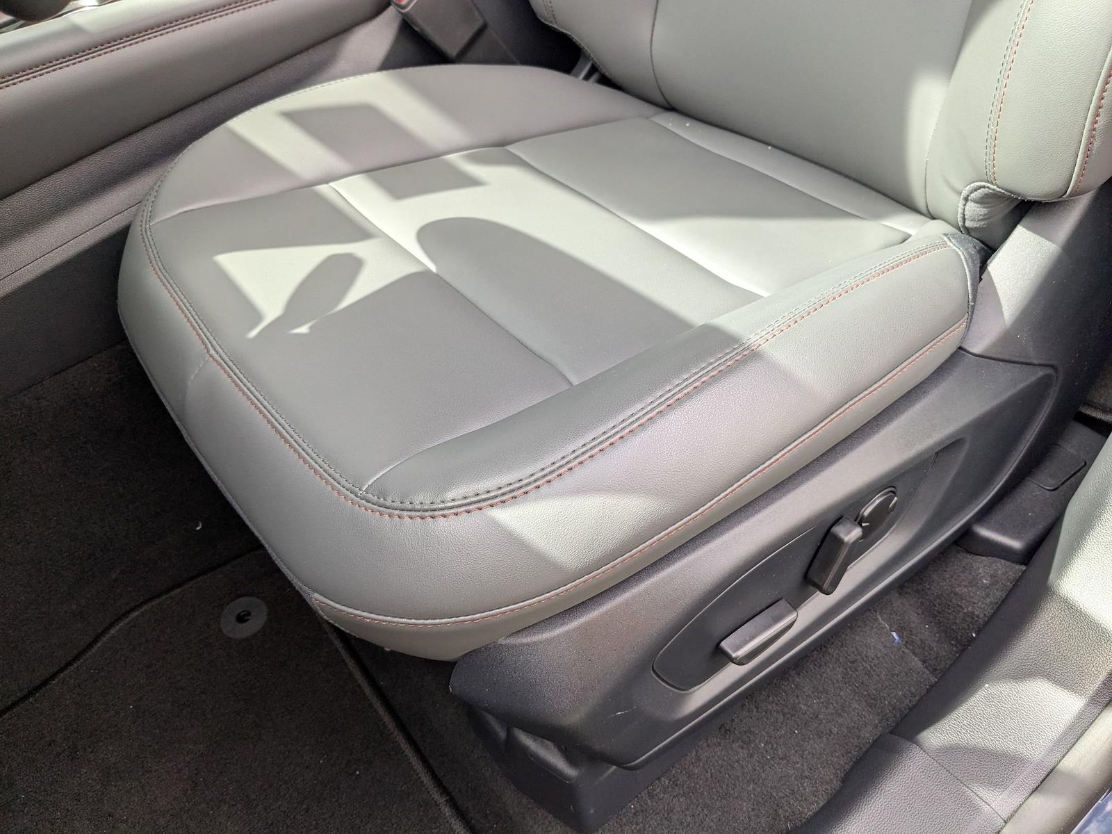 New 2026 Ford Explorer - photo 17