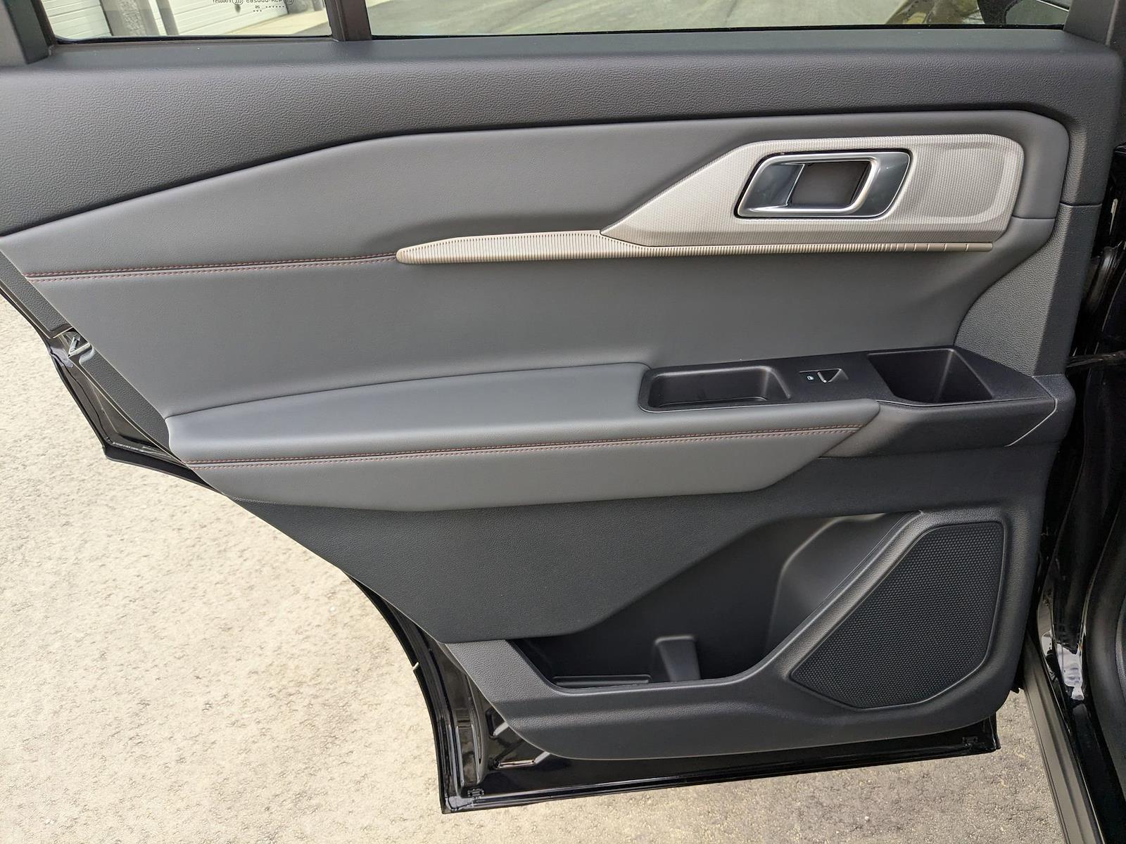 New 2026 Ford Explorer - photo 27