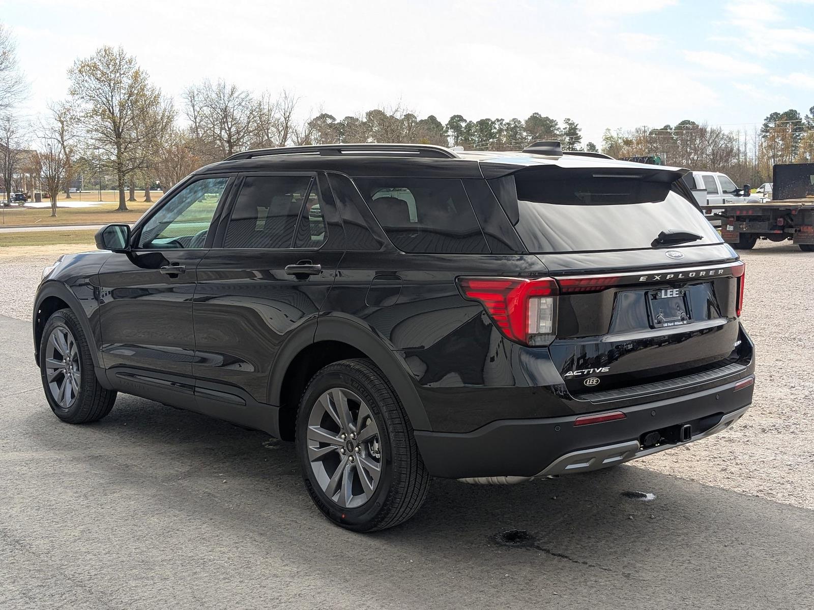 New 2026 Ford Explorer - photo 7