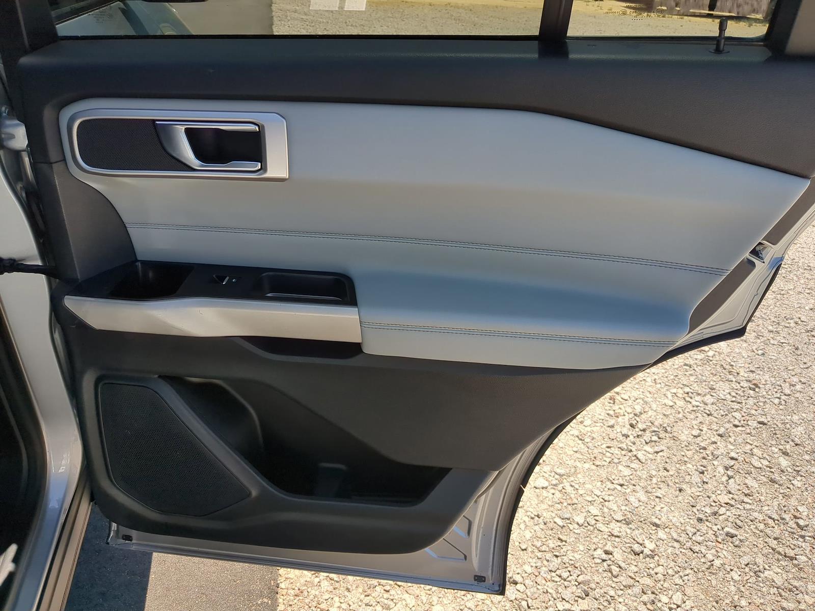 Used 2022 Ford Explorer - photo 34