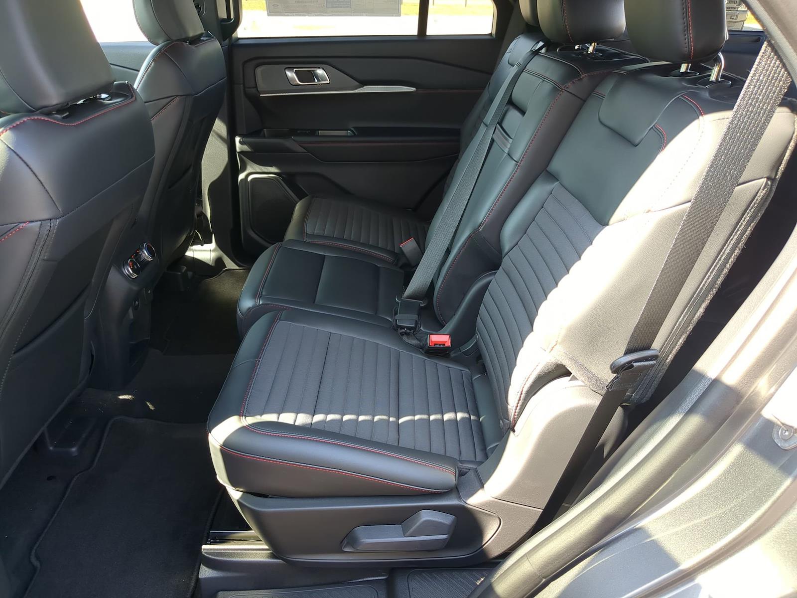 New 2026 Ford Explorer - photo 28