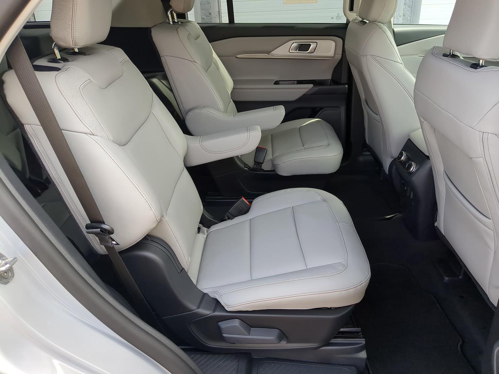 New 2026 Ford Explorer - photo 35