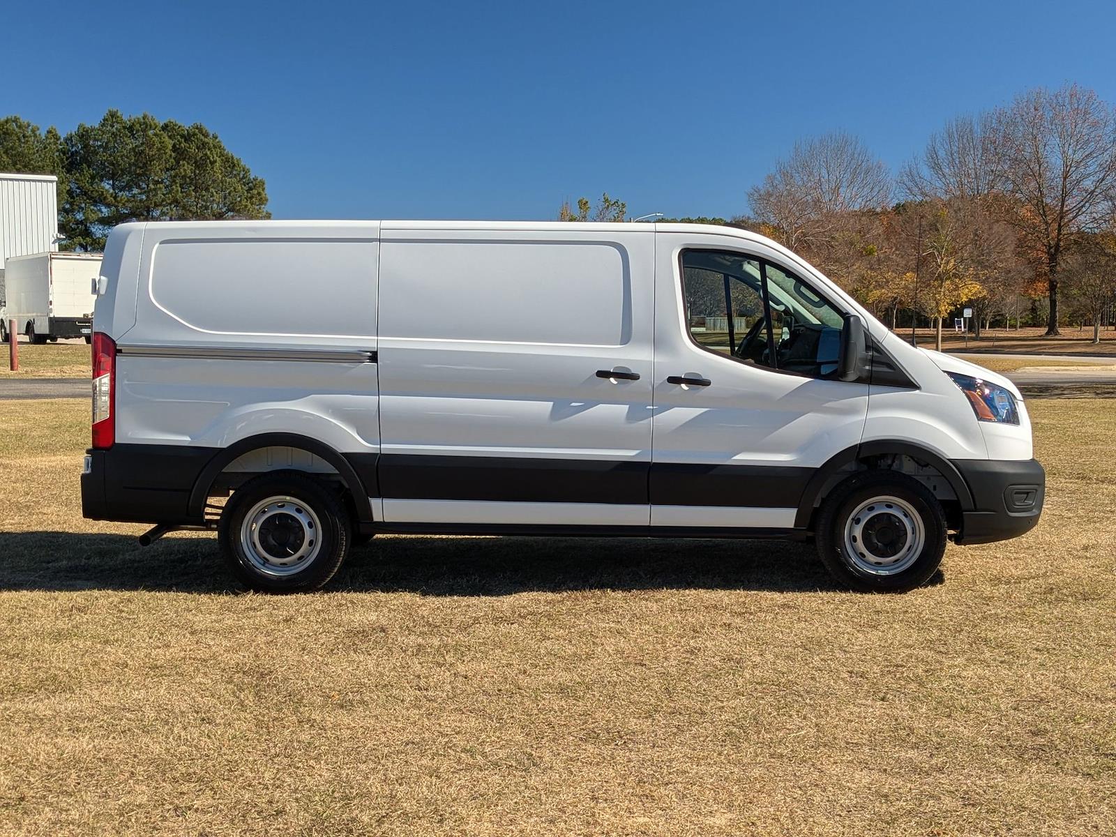 New 2026 Ford Transit 150 - photo 5