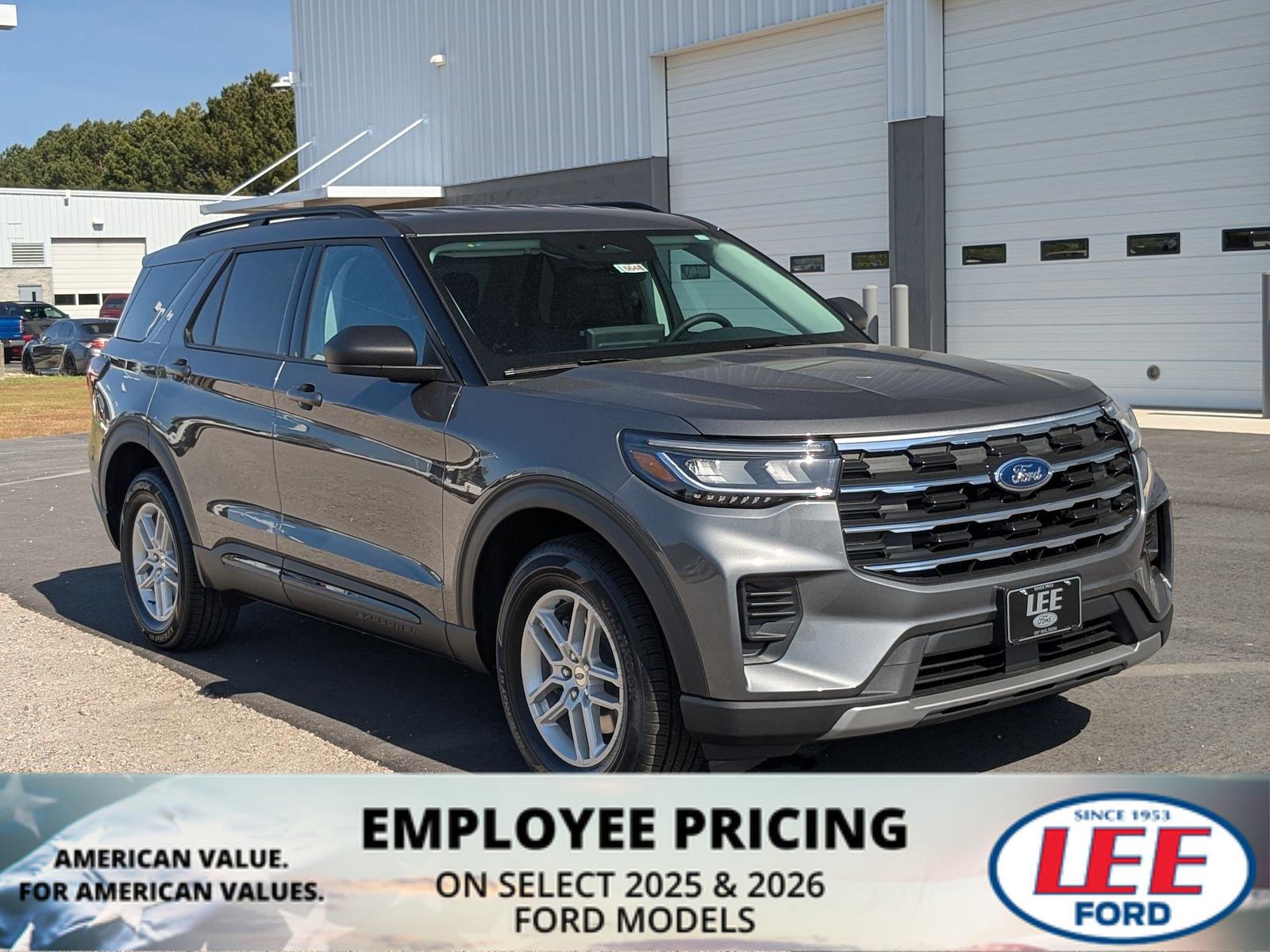 New 2026 Ford Explorer - photo 1