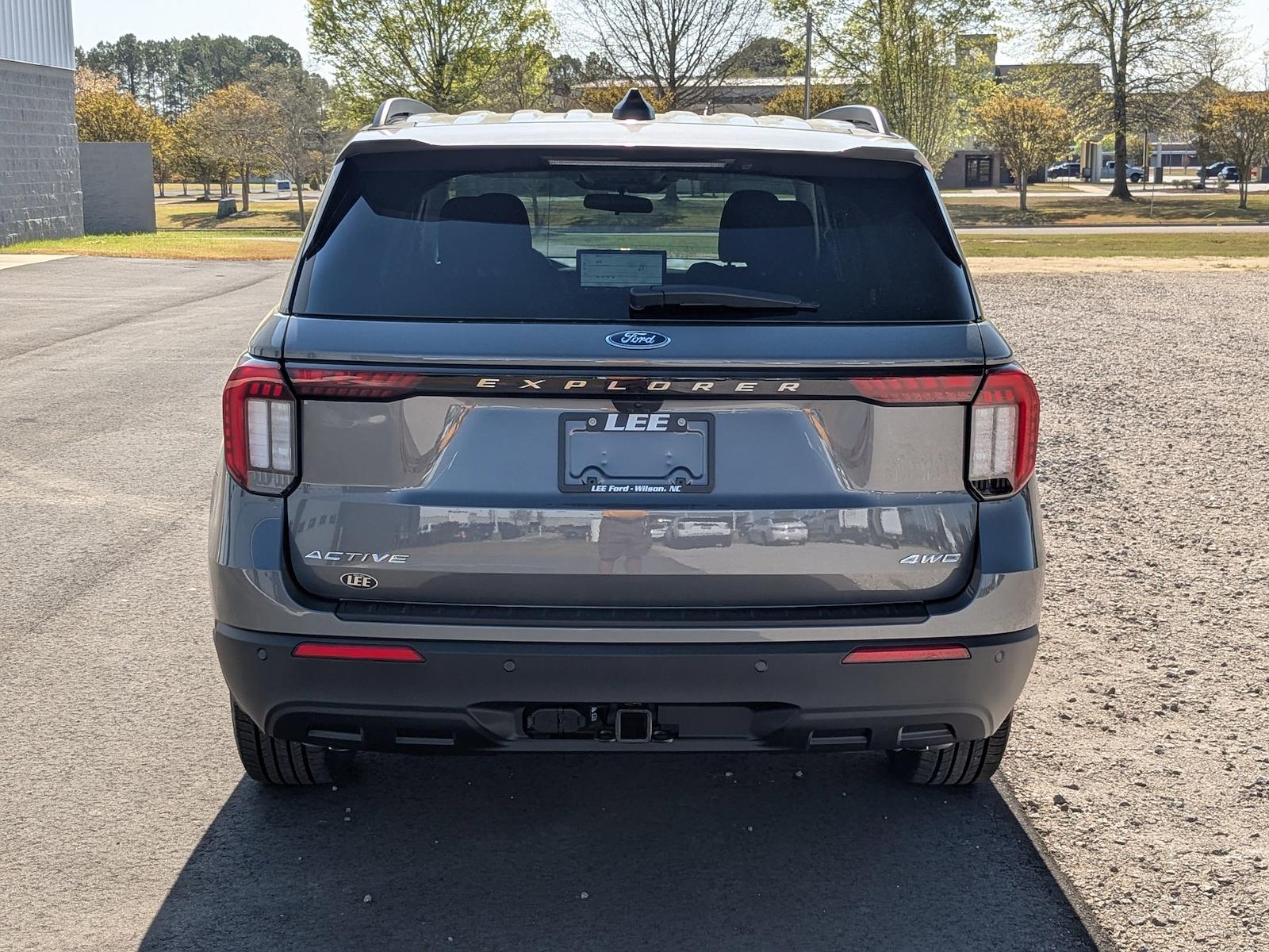New 2026 Ford Explorer - photo 5