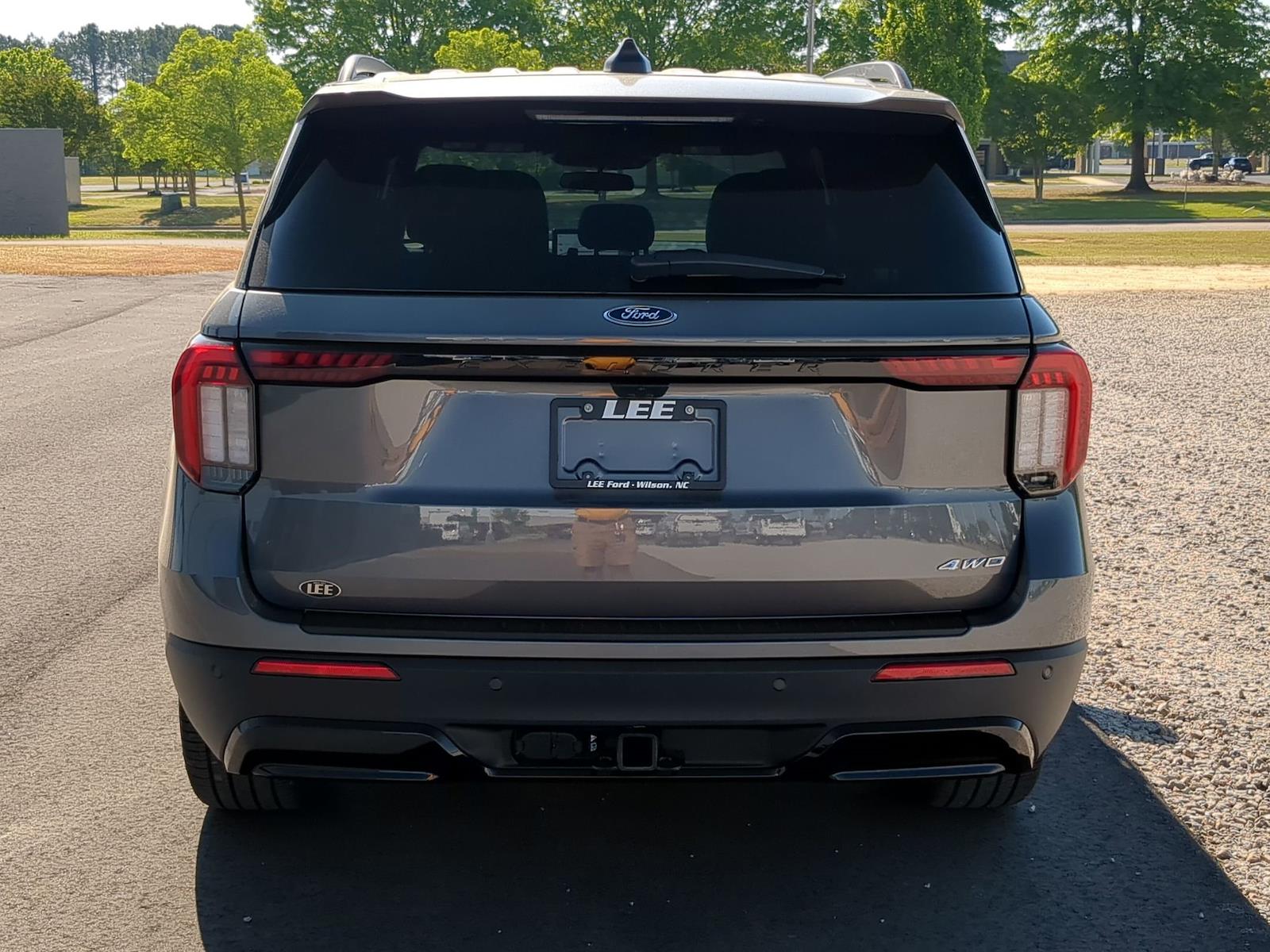 New 2026 Ford Explorer - photo 5
