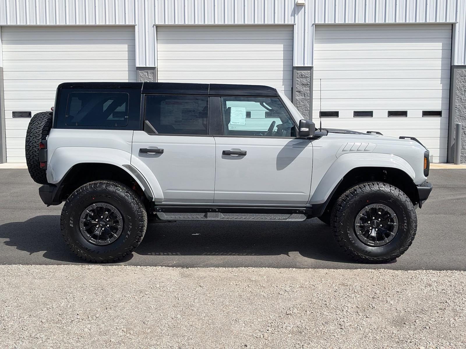 New 2026 Ford Bronco - photo 5
