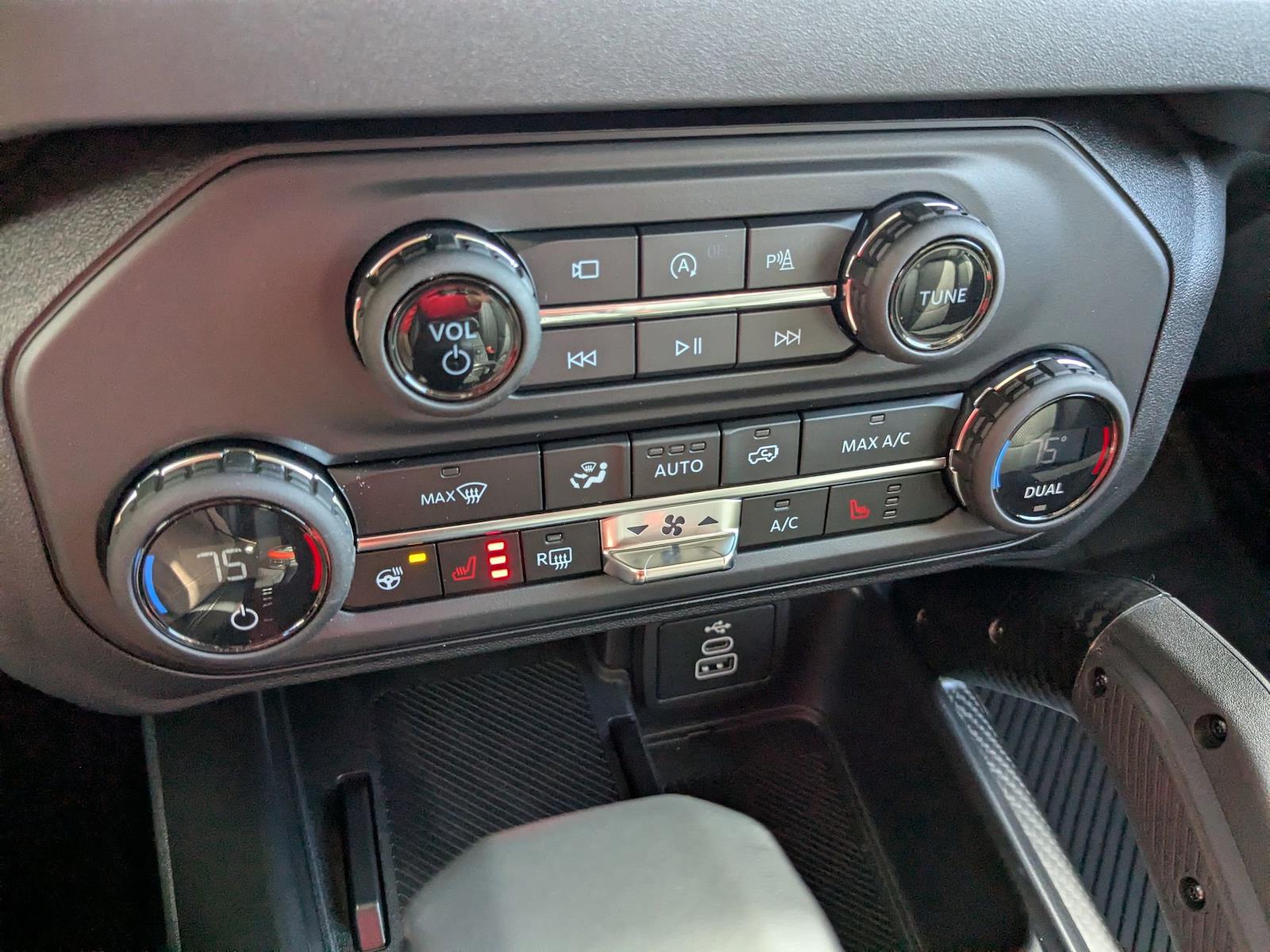 New 2026 Ford Bronco - photo 24