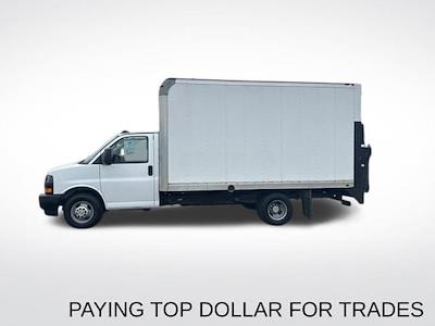 Used 2018 Chevrolet Express 3500 - photo 1