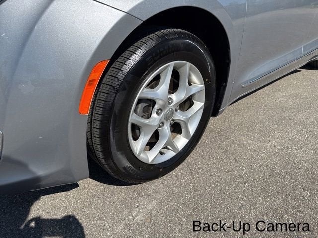 Used 2018 Chrysler Pacifica - photo 11