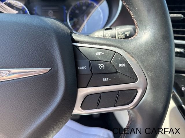 Used 2018 Chrysler Pacifica - photo 18