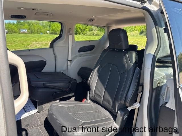 Used 2018 Chrysler Pacifica - photo 33
