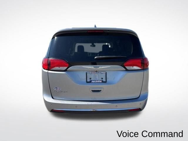 Used 2018 Chrysler Pacifica - photo 5