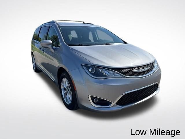 Used 2018 Chrysler Pacifica - photo 8