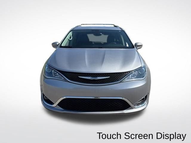 Used 2018 Chrysler Pacifica - photo 10