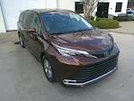 2022 Toyota Sienna FWD Minivan for sale #T66513A - photo 2