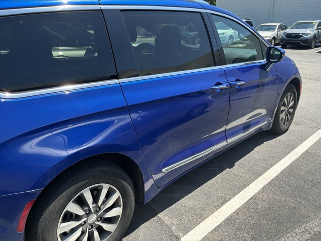 Used 2020 Chrysler Pacifica - photo 9