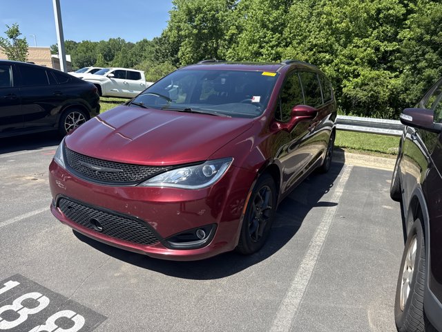 Used 2019 Chrysler Pacifica - photo 1