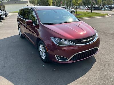 2018 Chrysler Pacifica FWD Minivan for sale #T69292A - photo 1