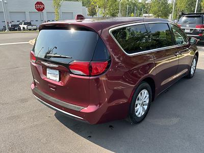 2018 Chrysler Pacifica FWD Minivan for sale #T69292A - photo 2