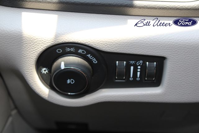 Used 2024 Chrysler Pacifica - photo 12