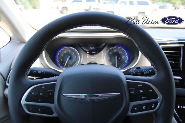 Used 2024 Chrysler Pacifica - photo 15