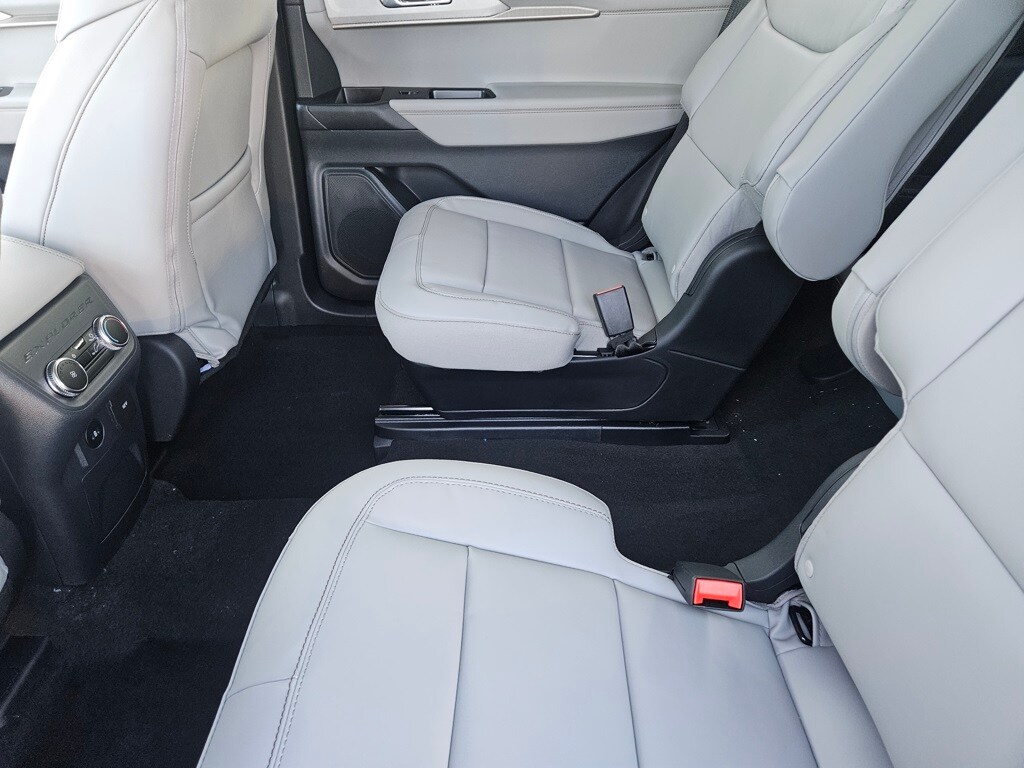 New 2026 Ford Explorer - photo 28
