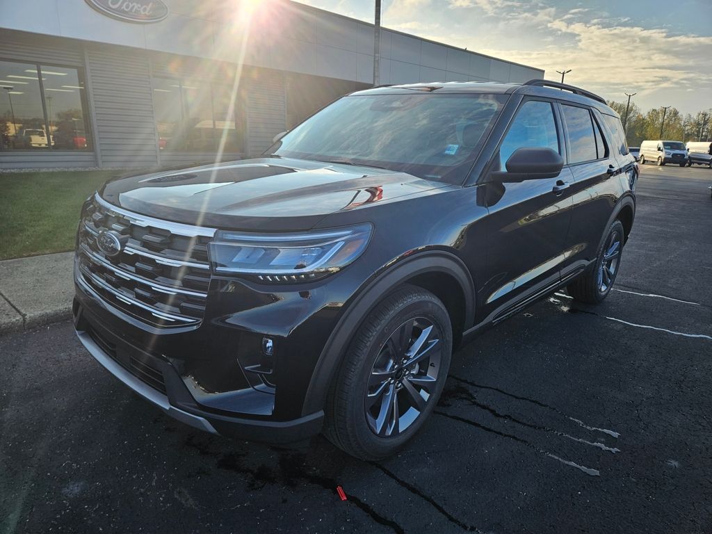New 2026 Ford Explorer - photo 1