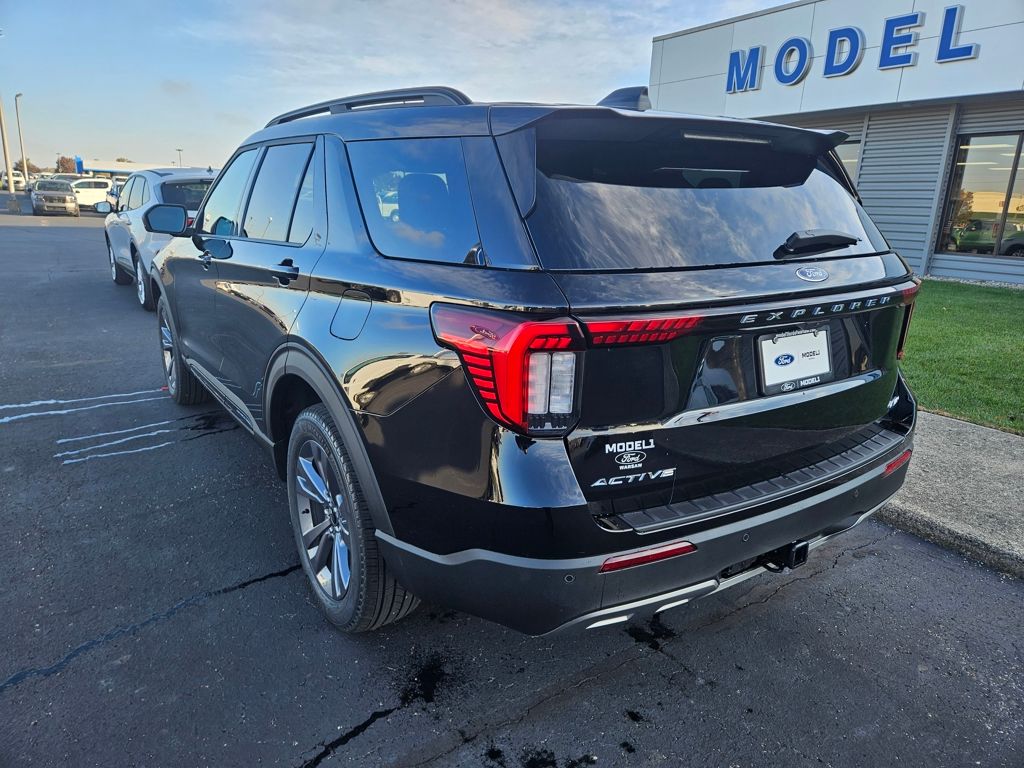 New 2026 Ford Explorer - photo 2