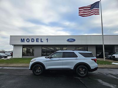 New 2026 Ford Explorer - photo 1