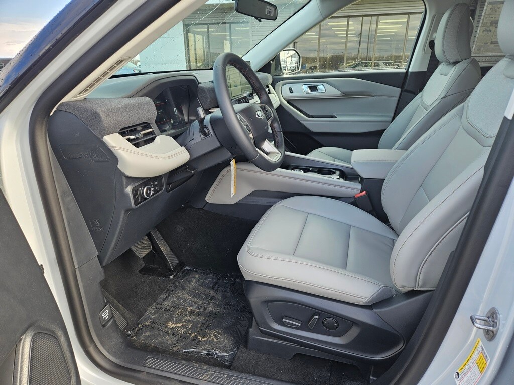 New 2026 Ford Explorer - photo 19