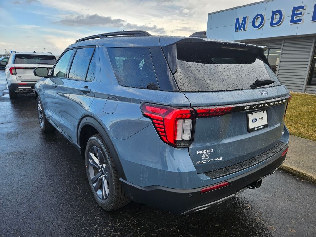New 2026 Ford Explorer - photo 2