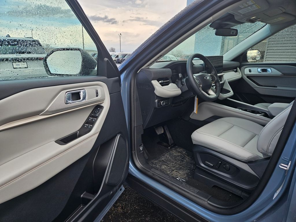 New 2026 Ford Explorer - photo 18