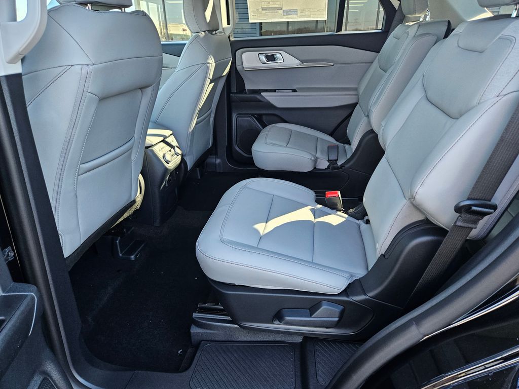 New 2026 Ford Explorer - photo 27