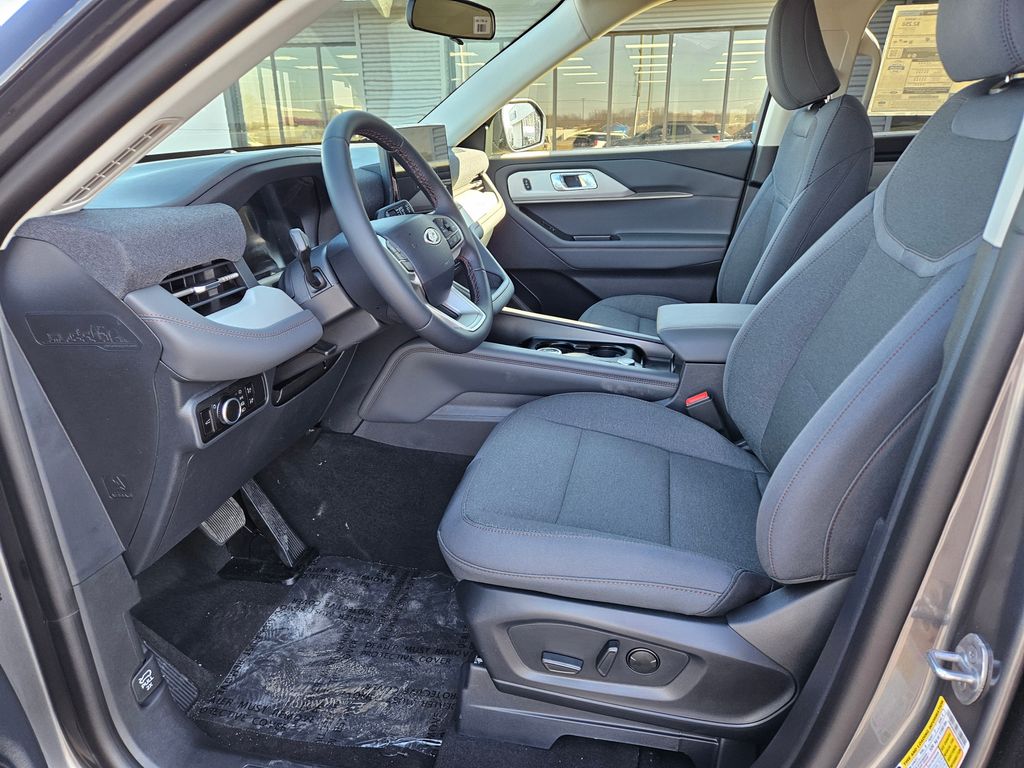 New 2026 Ford Explorer - photo 19