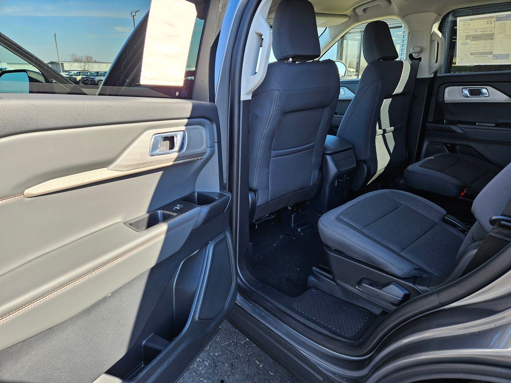 New 2026 Ford Explorer - photo 26