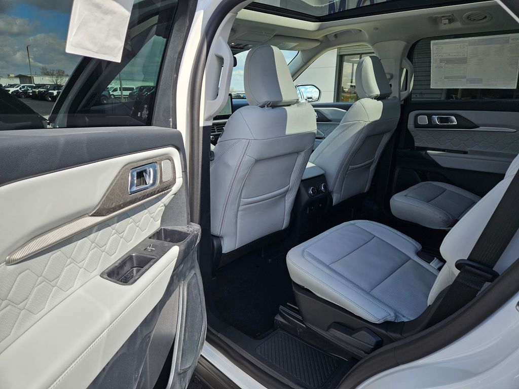 New 2026 Ford Explorer - photo 16