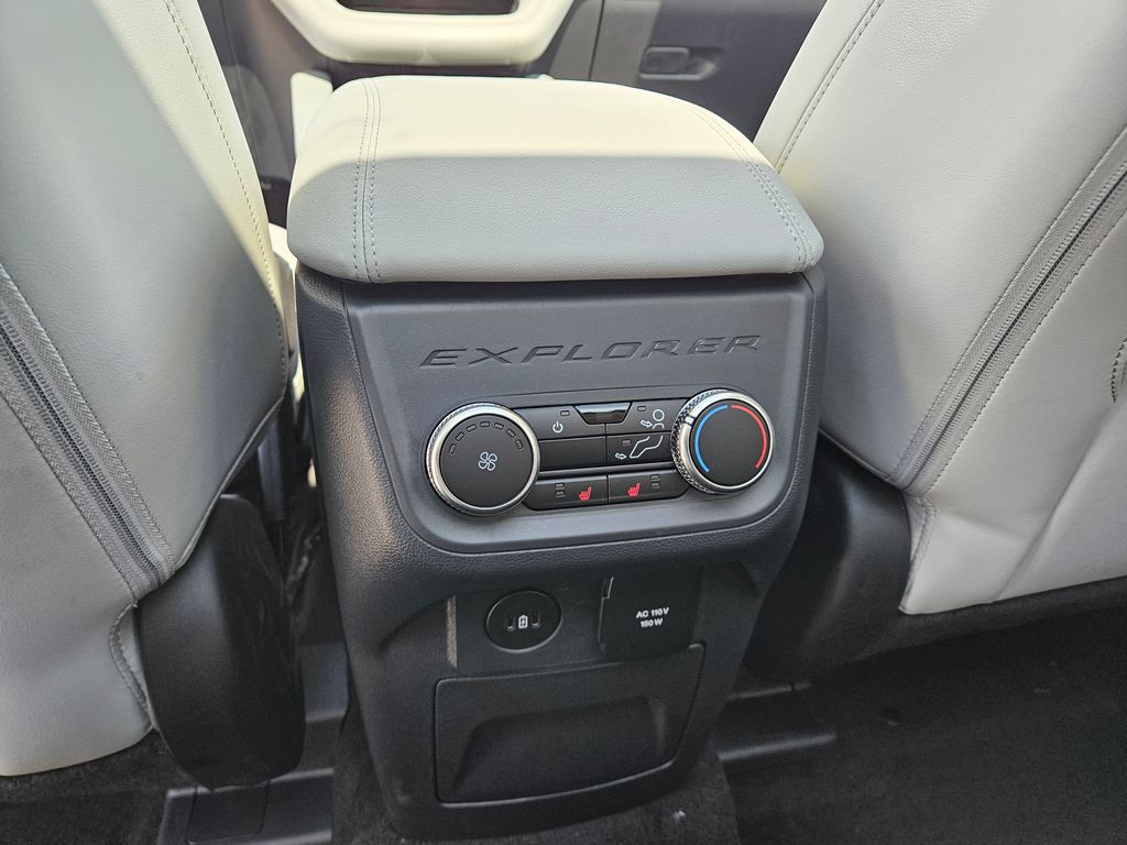 New 2026 Ford Explorer - photo 18