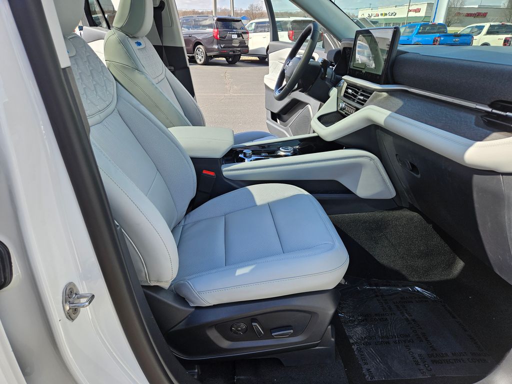 New 2026 Ford Explorer - photo 35