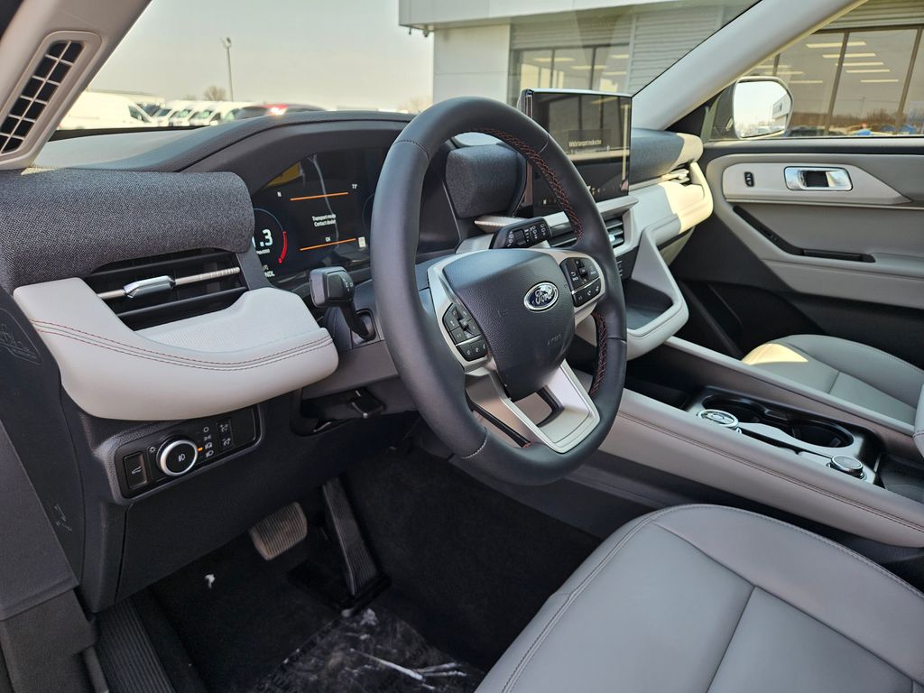 New 2026 Ford Explorer - photo 14